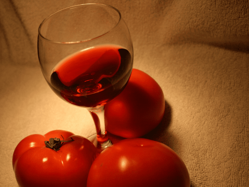 Tomato And Red Wine For Skin