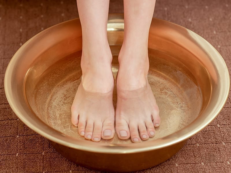 Foot Soak To Get Rid Of Smelly Feet