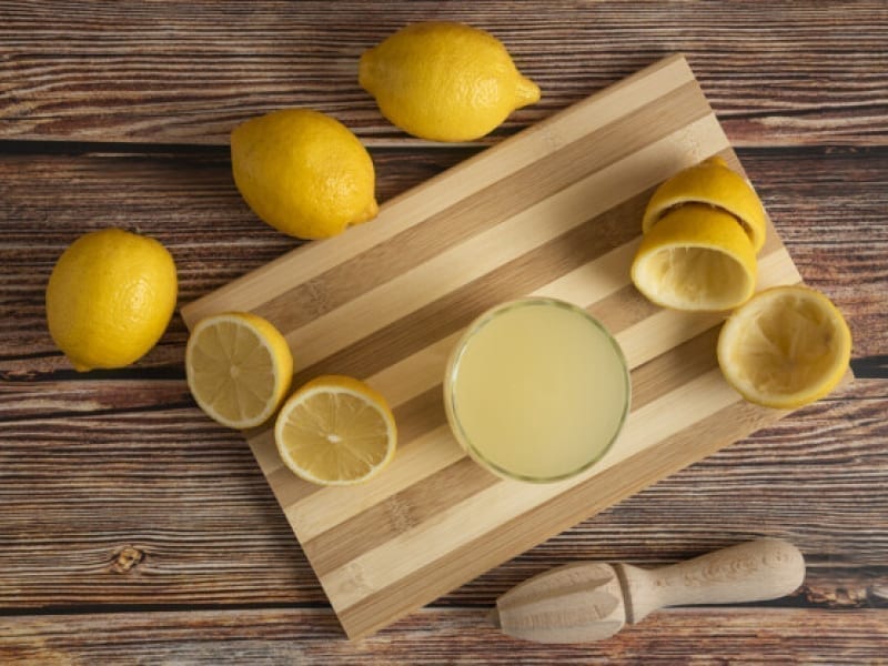 Lemon Juice Soak To Grow Stronger Nails